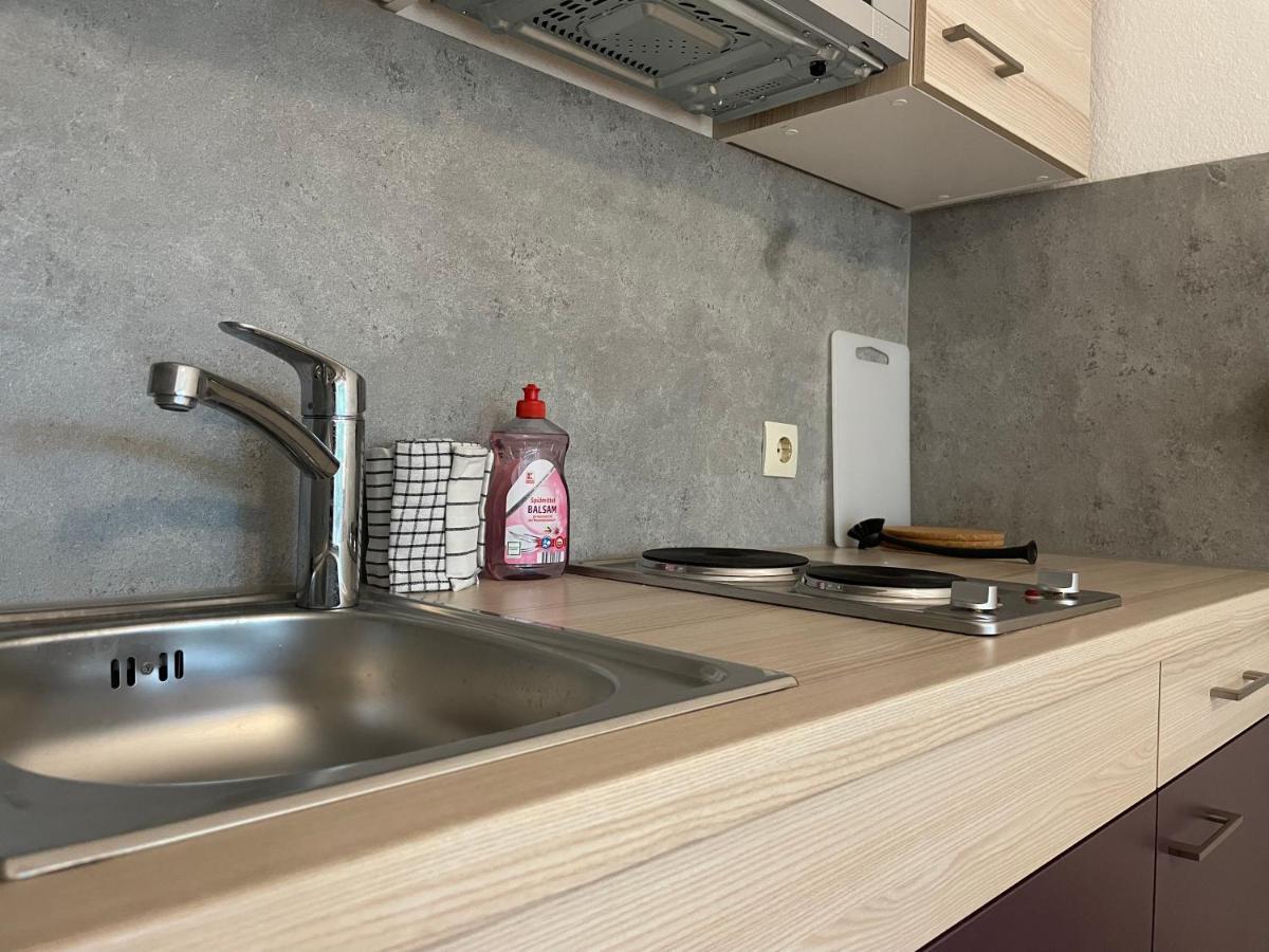 Stadtnahe Wohnung Mit Terrasse Höchberg Buitenkant foto